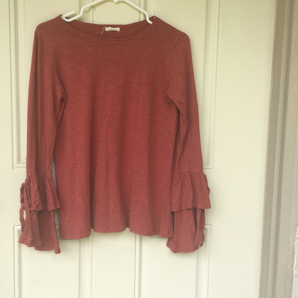 Boutique ruffle Long sleeve